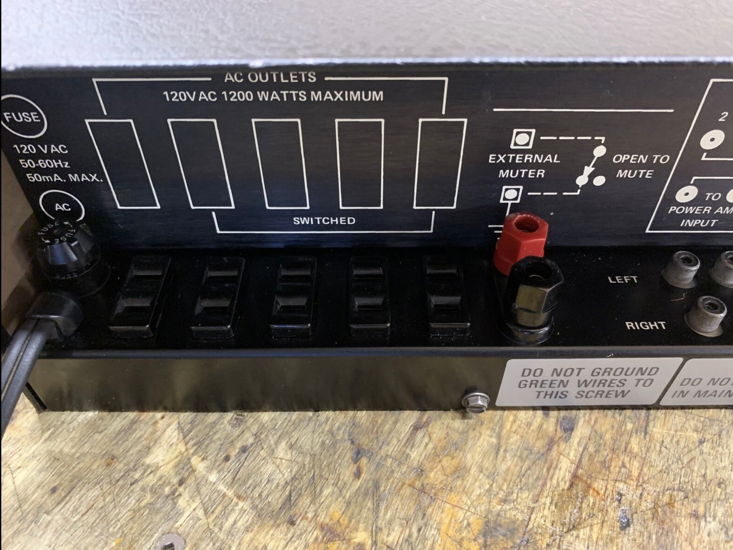 Crown IC150 and D150 Preamp-Power Amp Set Fully Recapped And Repaired