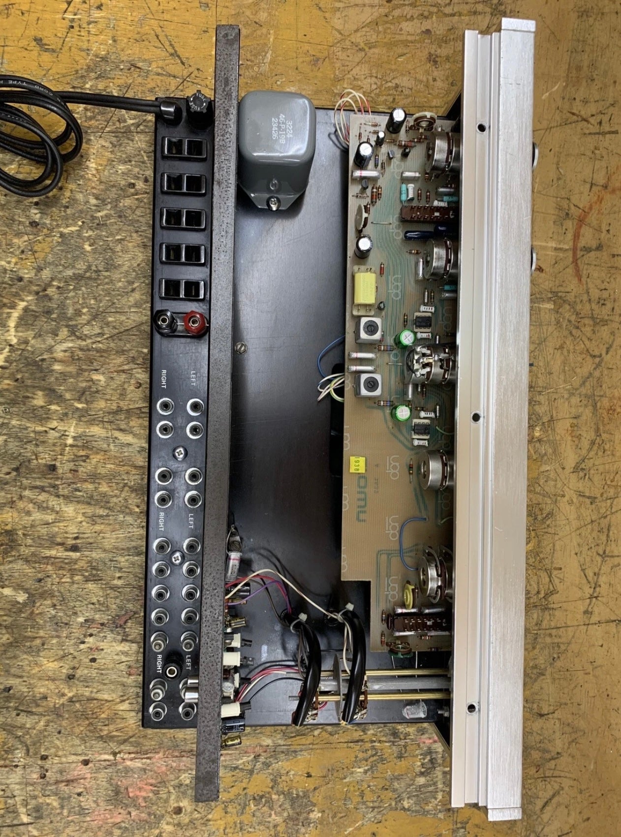 Crown IC150 and D150 Preamp-Power Amp Set Fully Recapped And Repaired
