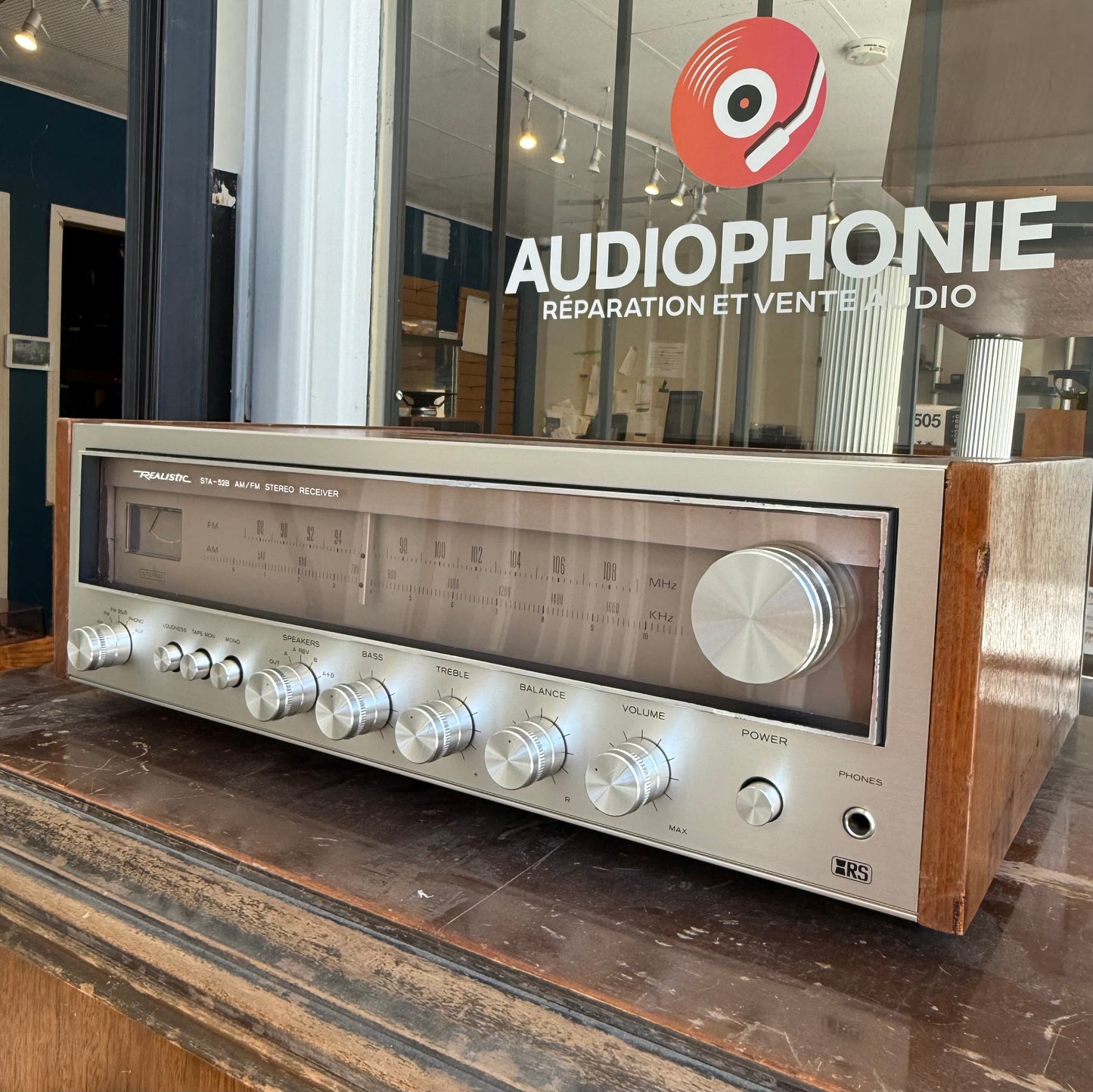 Realistic STA-52B Stereo receiver