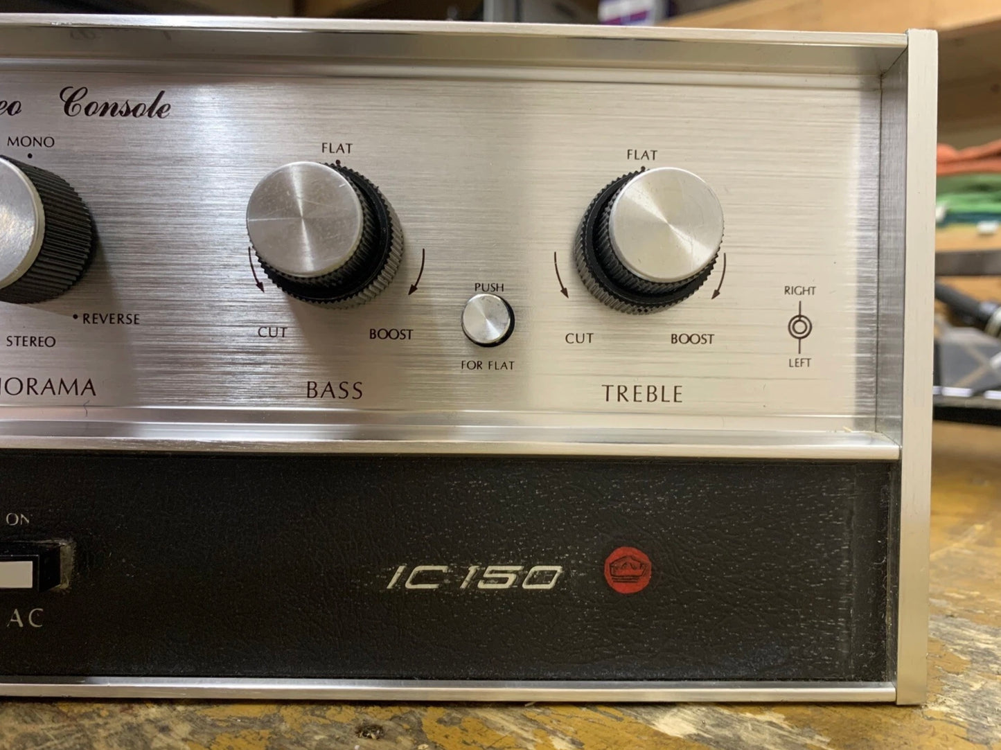 Crown IC150 and D150 Preamp-Power Amp Set Fully Recapped And Repaired