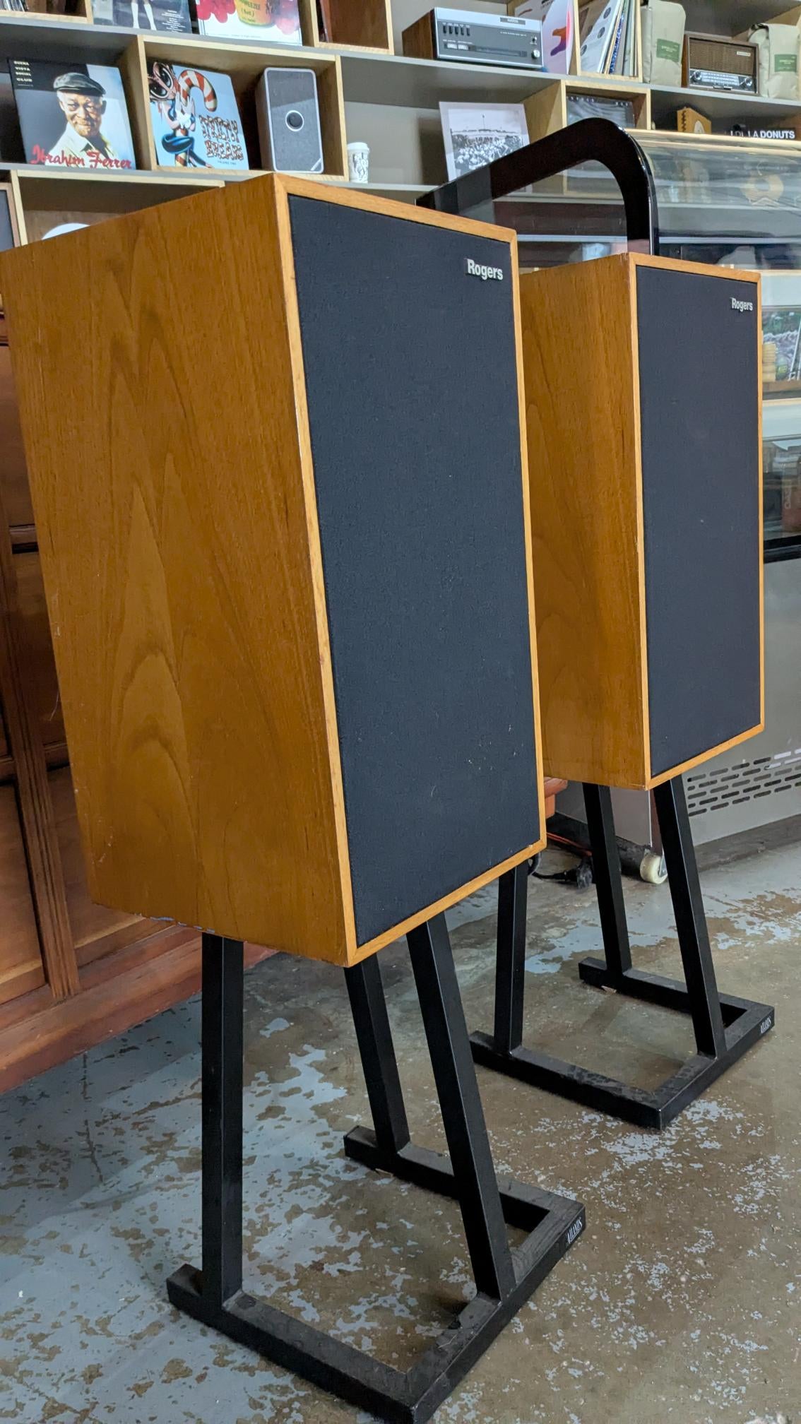 Rogers LS6 speaker bookshelf