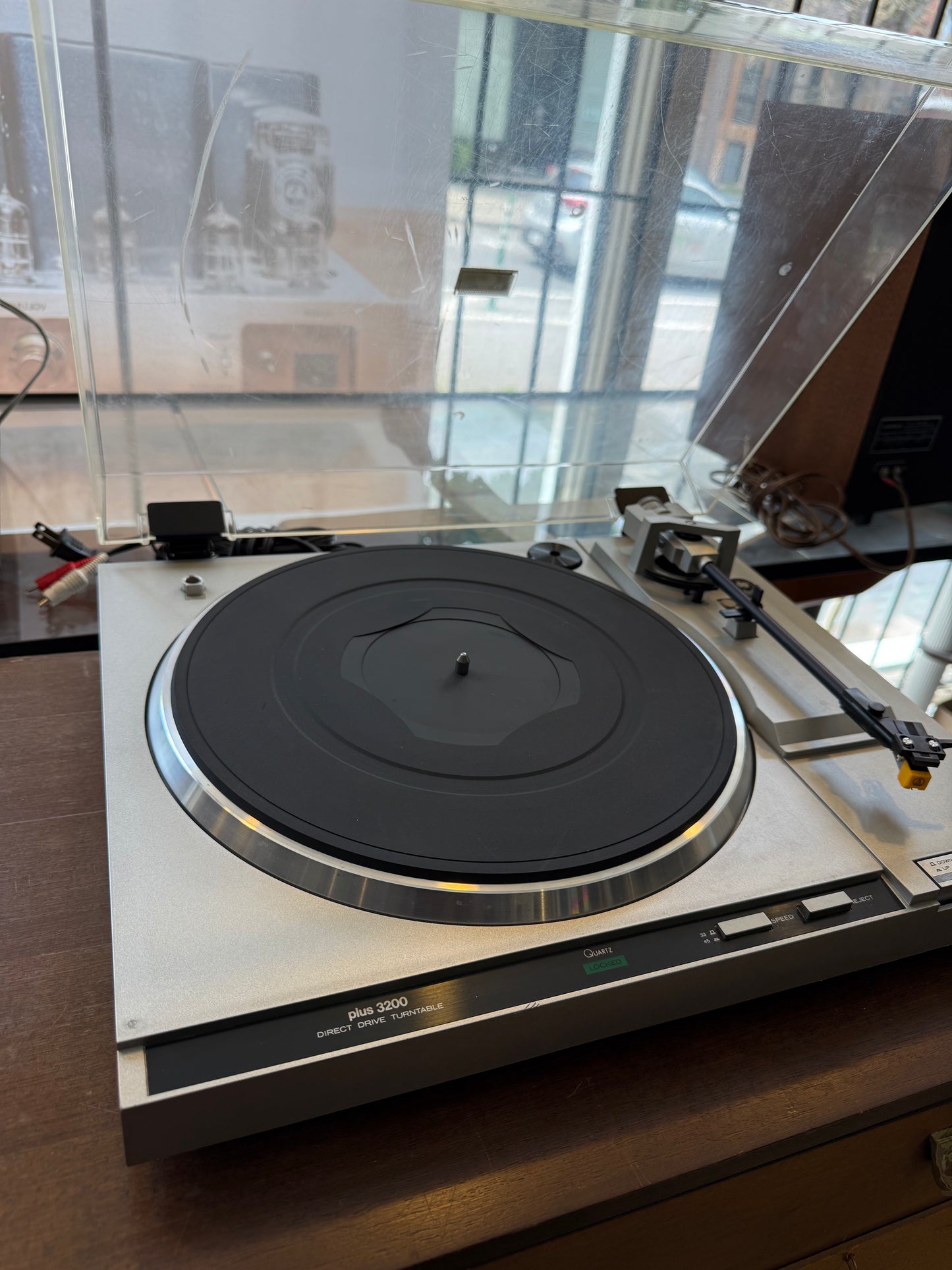 Plus 3200 Direct Drive Turntable