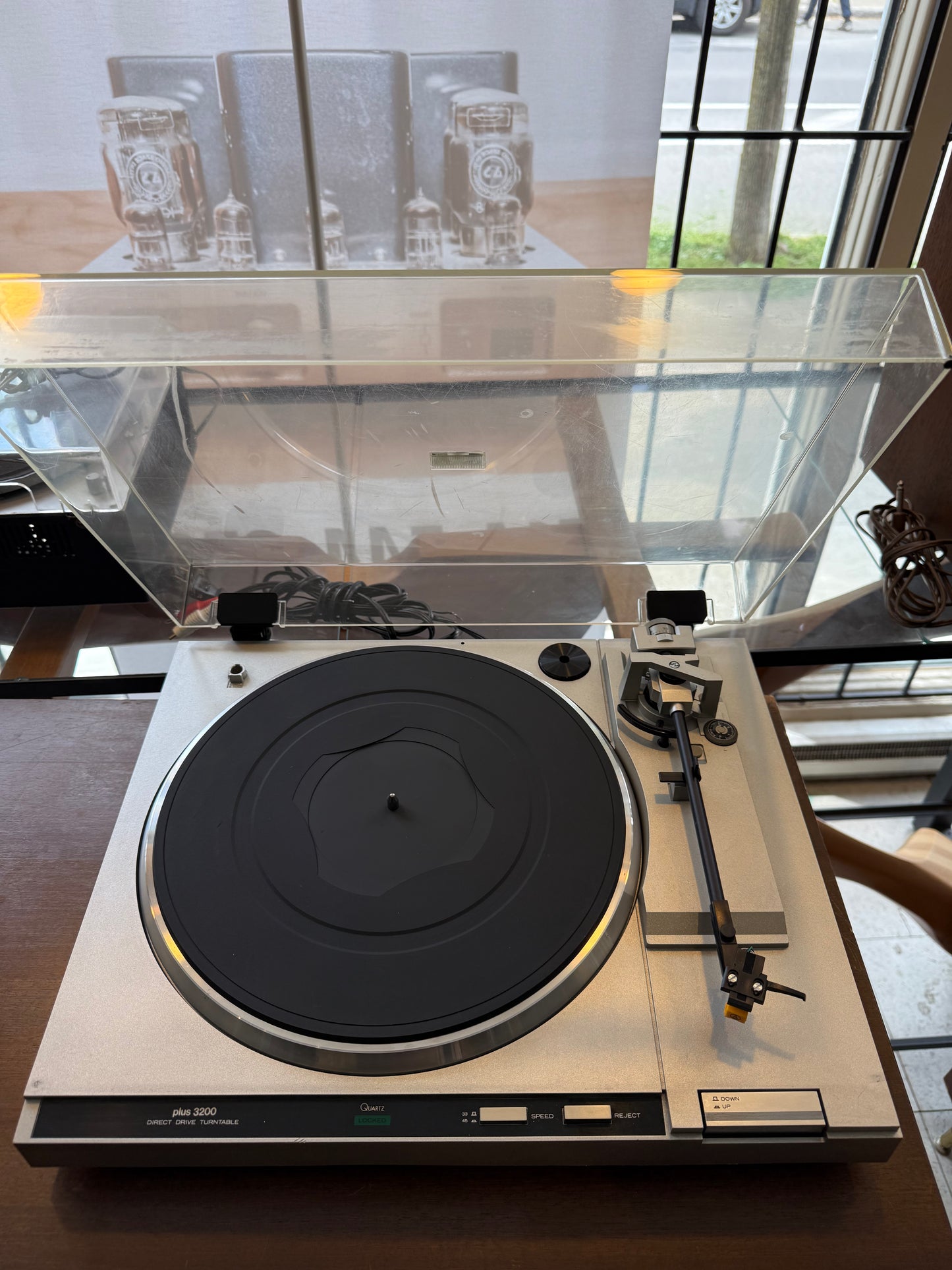Plus 3200 Direct Drive Turntable