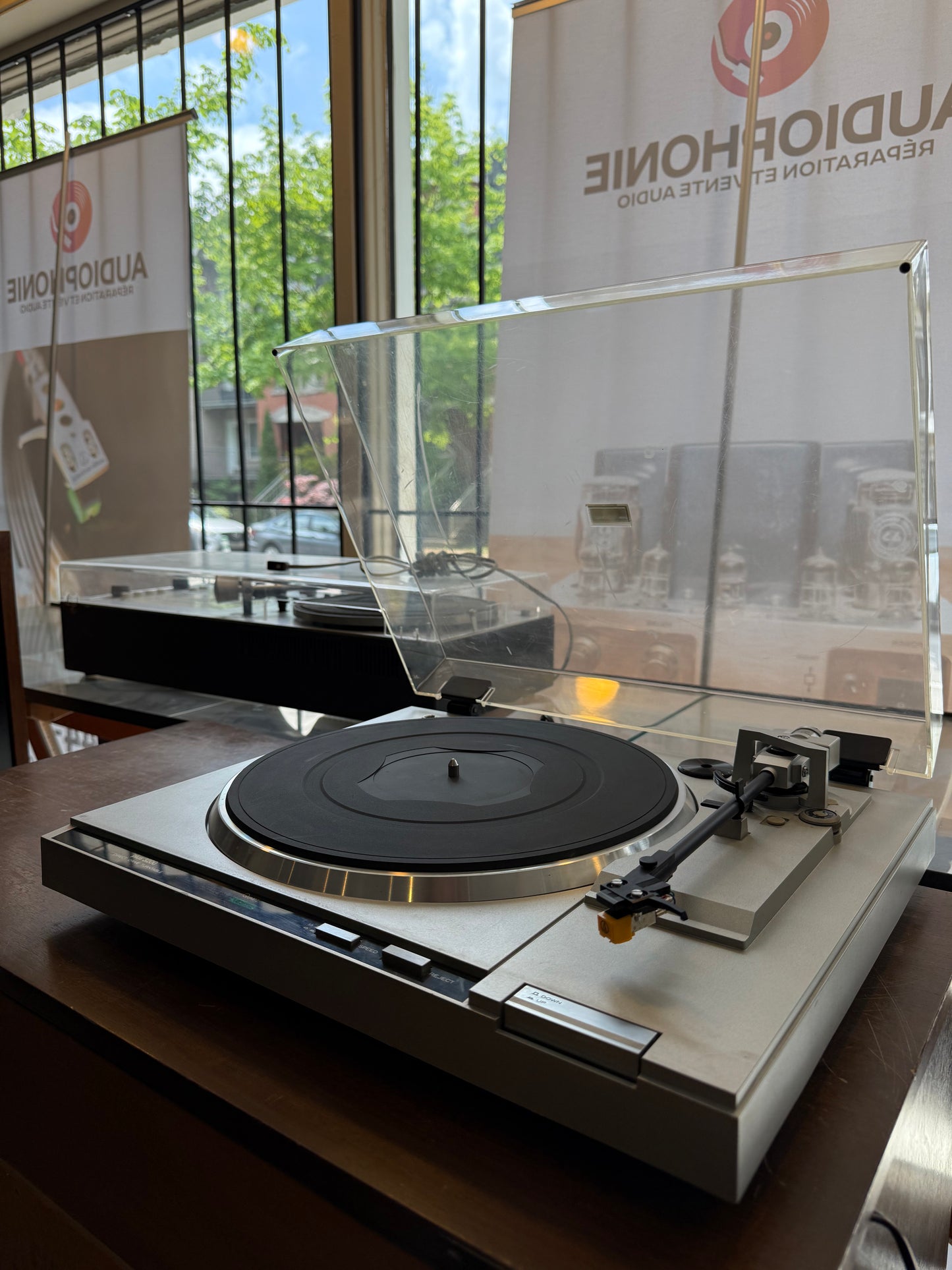 Plus 3200 Direct Drive Turntable