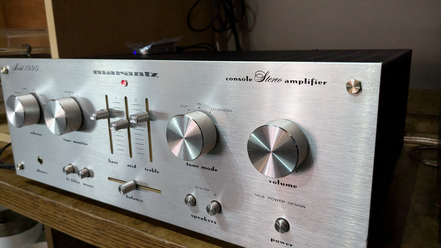 Marantz model 1090 (Sold)