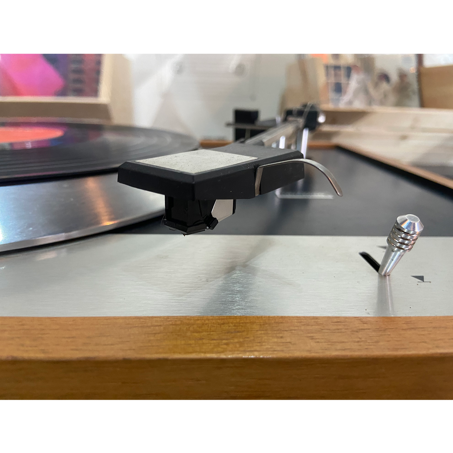 Unamco Labs Table Tournante (SOLD)