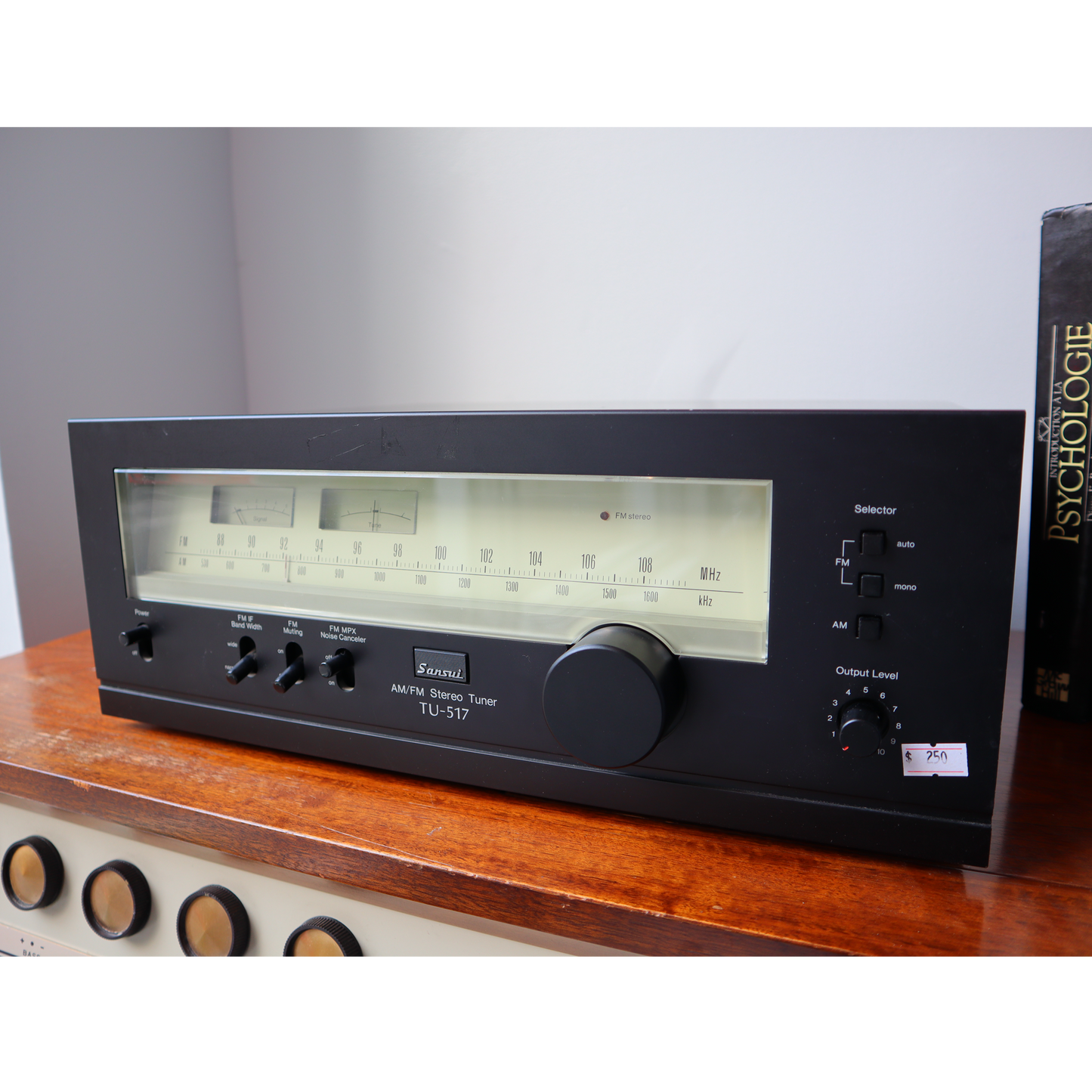 Sansui TU-517 Stero Tuner(SOLD)