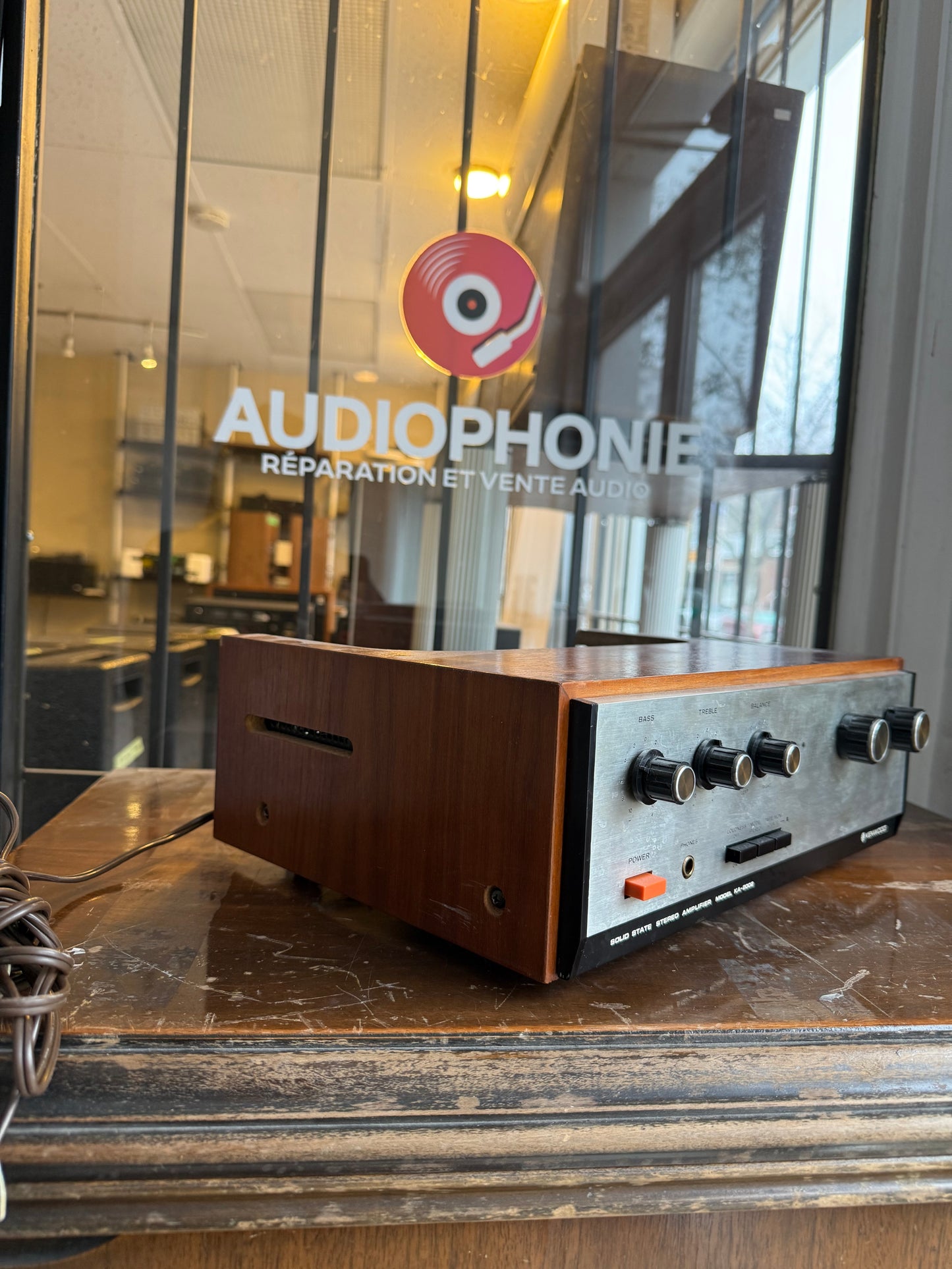 Kenwood KA-2002 Stereo Amplifier / full recap / wooden case