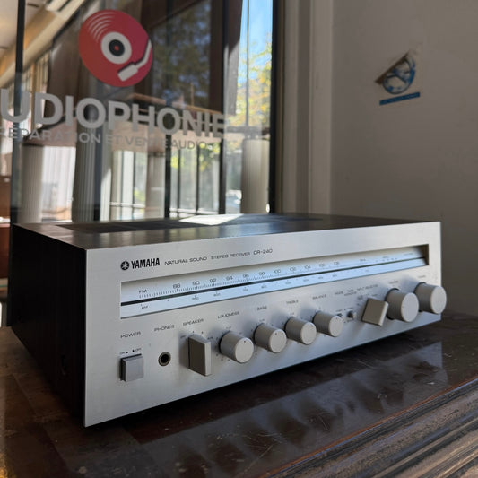 Yamaha CR-240 Stereo receiver