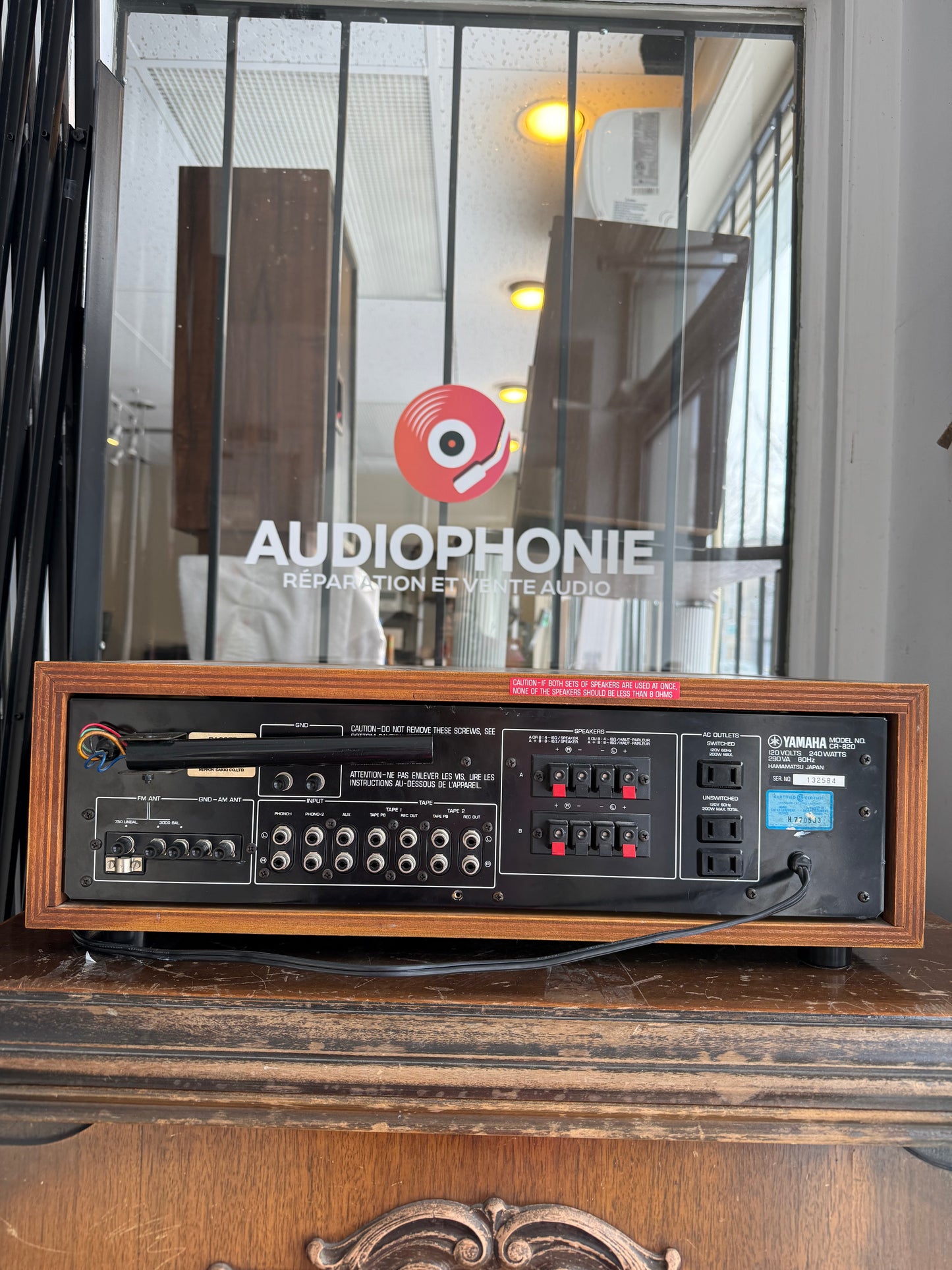 Yamaha CR-820 Stereo Receiver