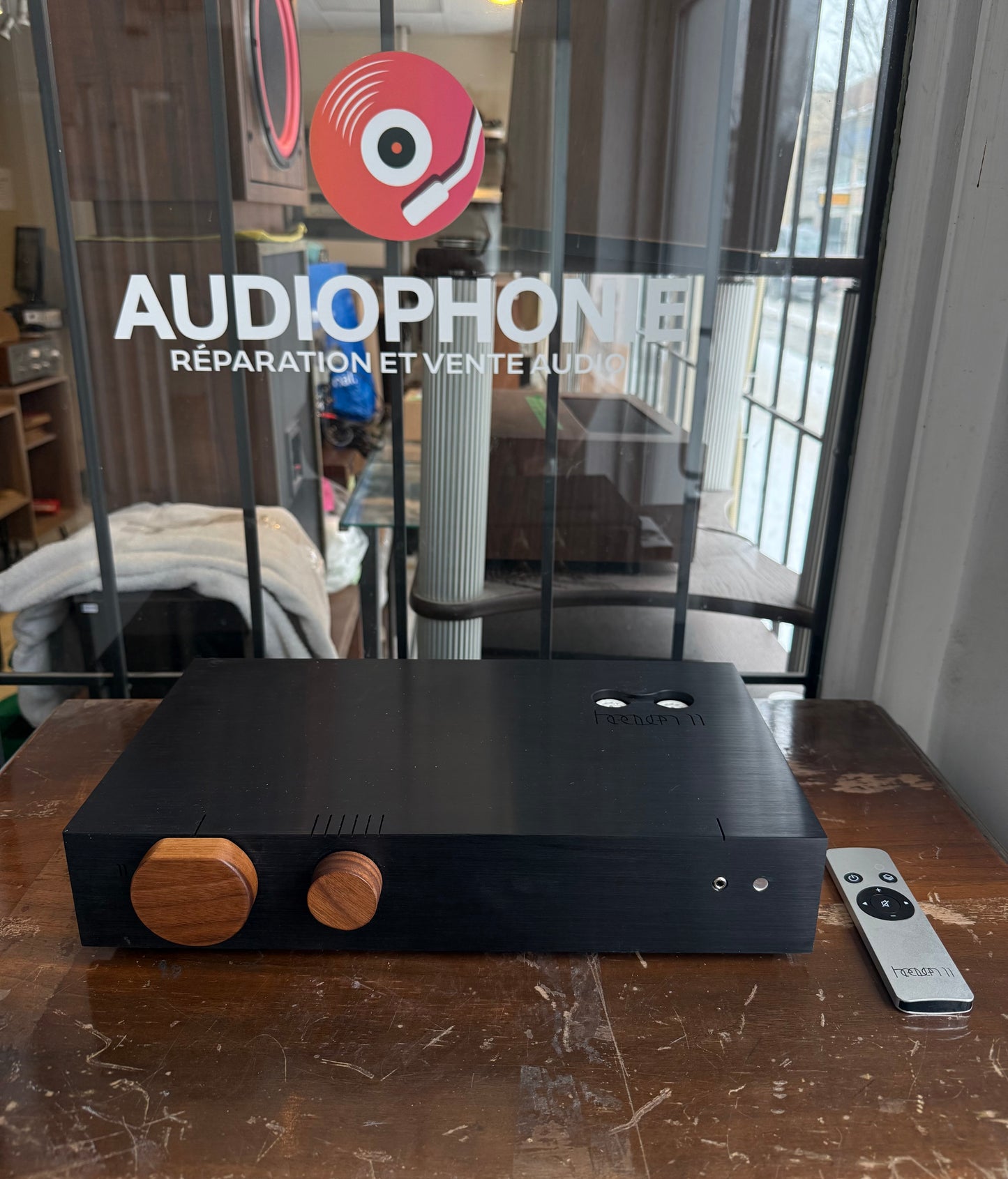Heaven 11 Billie MK1 hybrid integrated amplifier