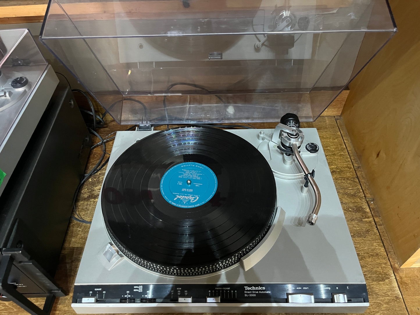 Technics SL 3300 Table tournante