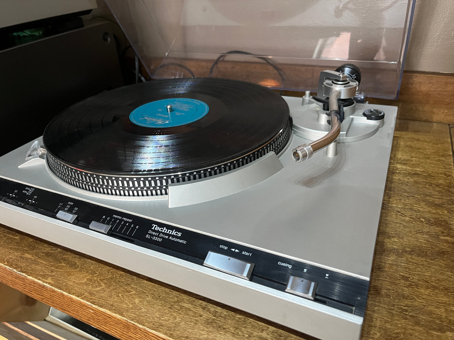 Technics SL 3300 Table tournante