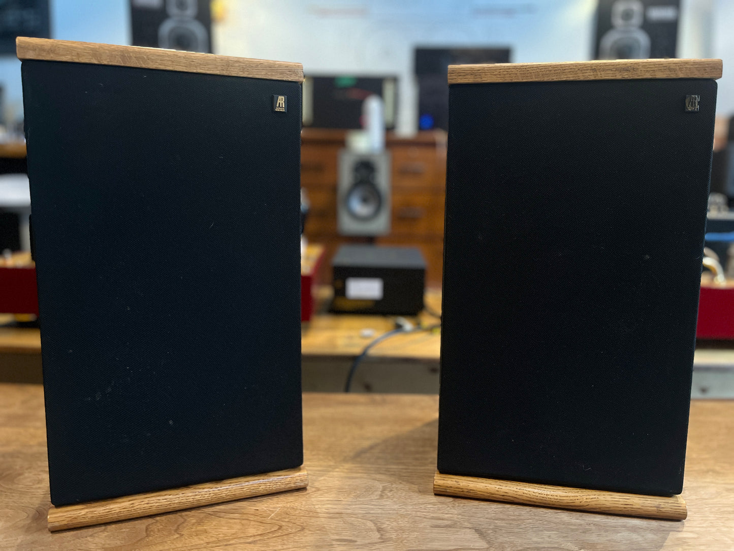 Acoustic Research  TSW 210 Bookshelf Speakers (Newly Re-foamed Suspensions)