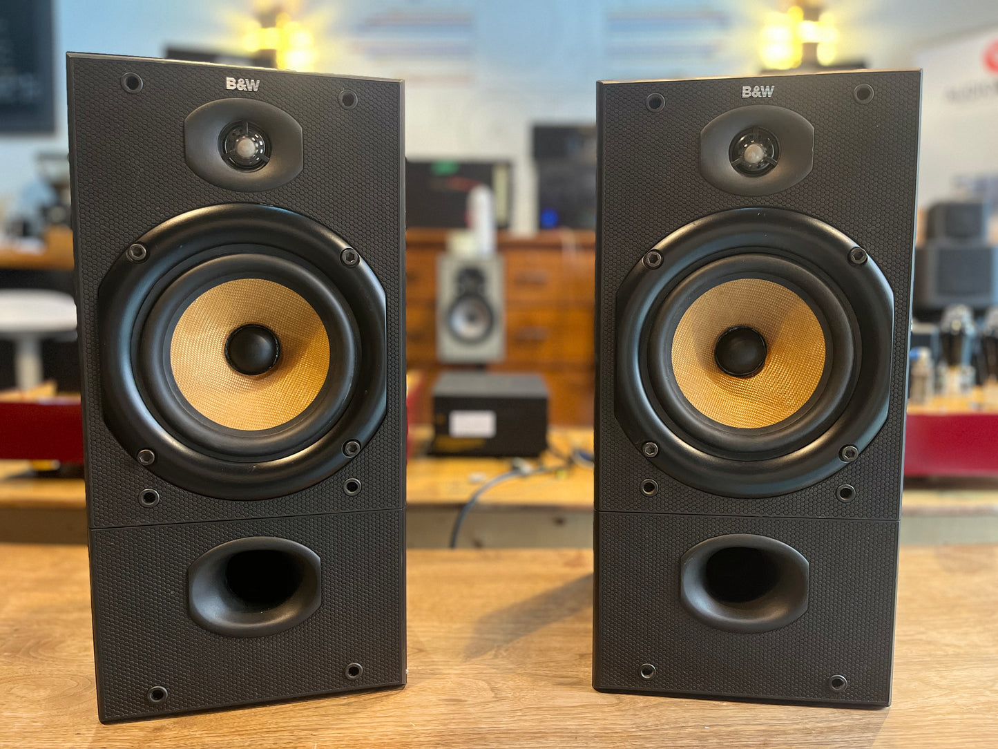 B&W DM 602 Loudspeakers (Newly Re-Foamed Suspensions + New Tweeters)