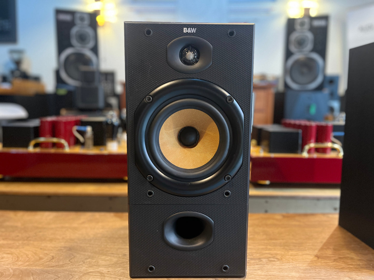B&W DM 602 Loudspeakers (Newly Re-Foamed Suspensions + New Tweeters)