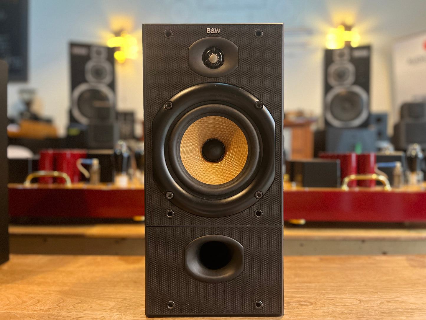 B&W DM 602 Loudspeakers (Newly Re-Foamed Suspensions + New Tweeters)