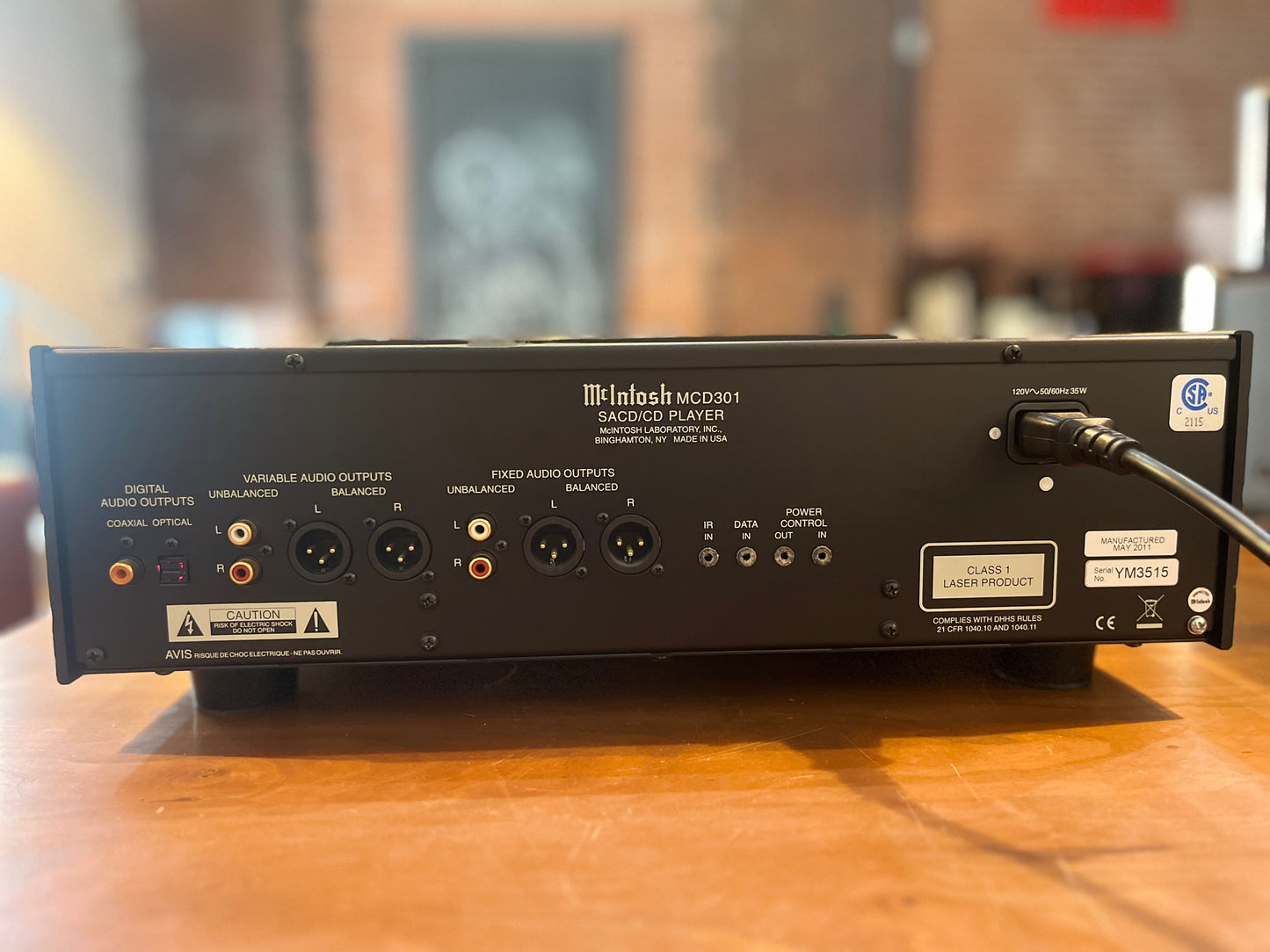 Mcintosh MCD301 SACD/CD Player