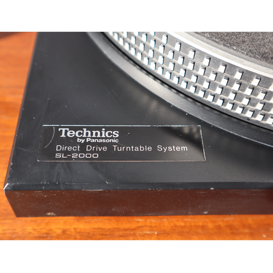 Technics SL-2000 Table Tournante (SOLD)