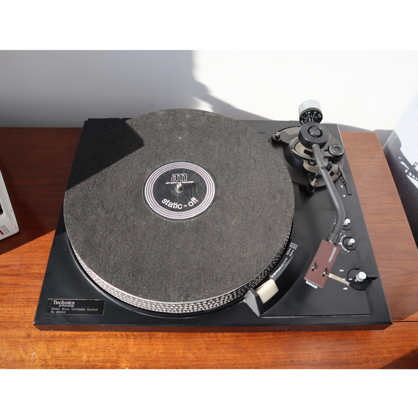 Technics SL-2000 Table Tournante (SOLD)