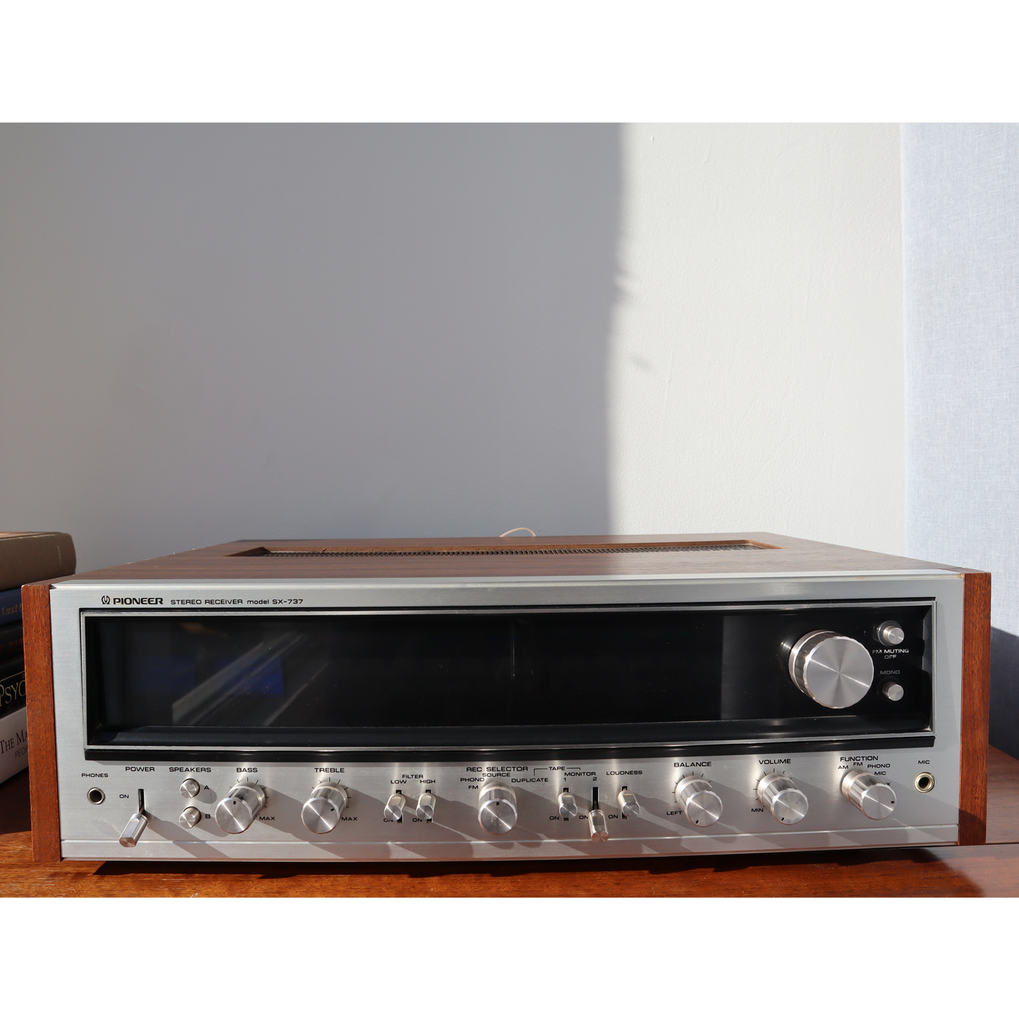 Pioneer SX-737 Stero Reciever (SOLD)