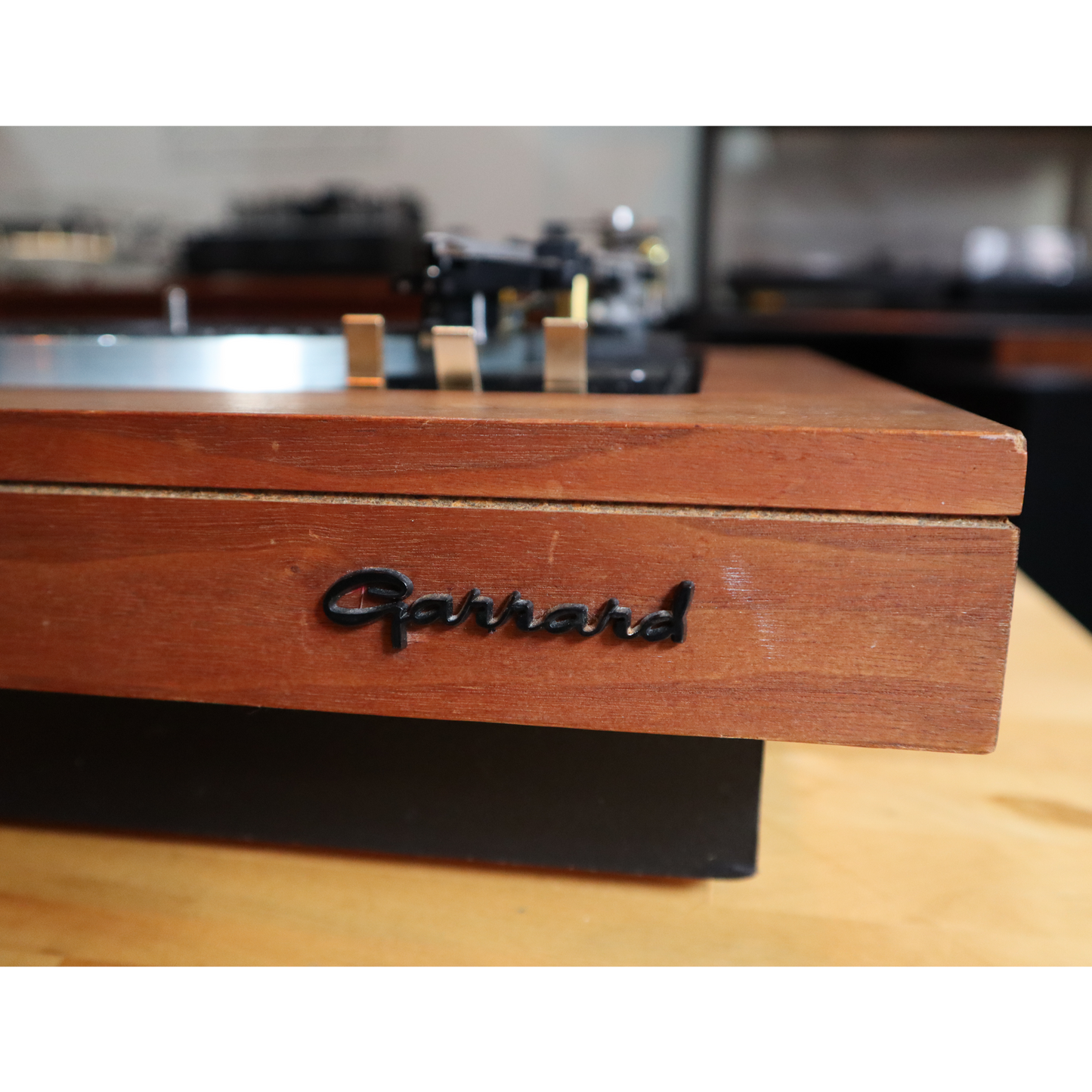 Garrard Z2000B Turntable (SOLD)