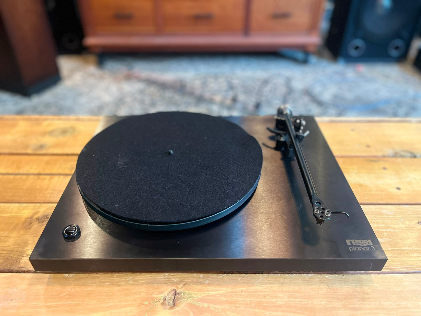 Rega Planar 3 with Ortofon Cartridge