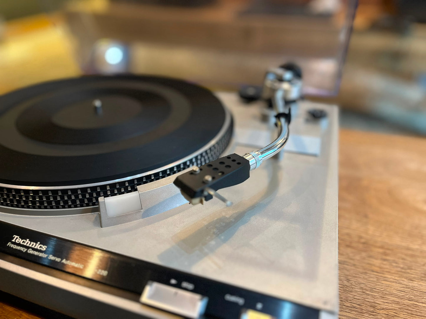 Technics SL-220 Table Tournante