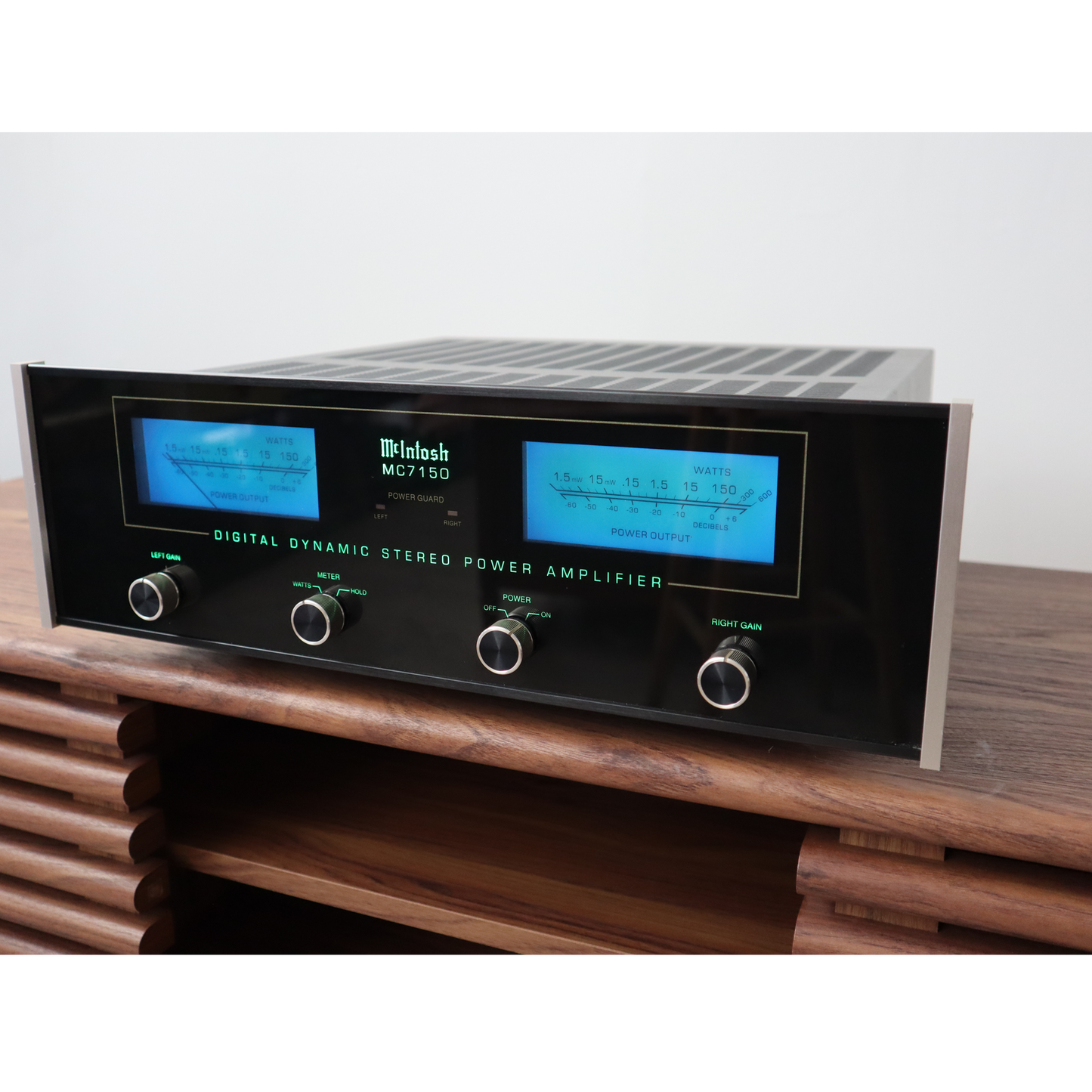 Mcintosh MC7150 Digital Dynamic Power Amplifier (SOLD)