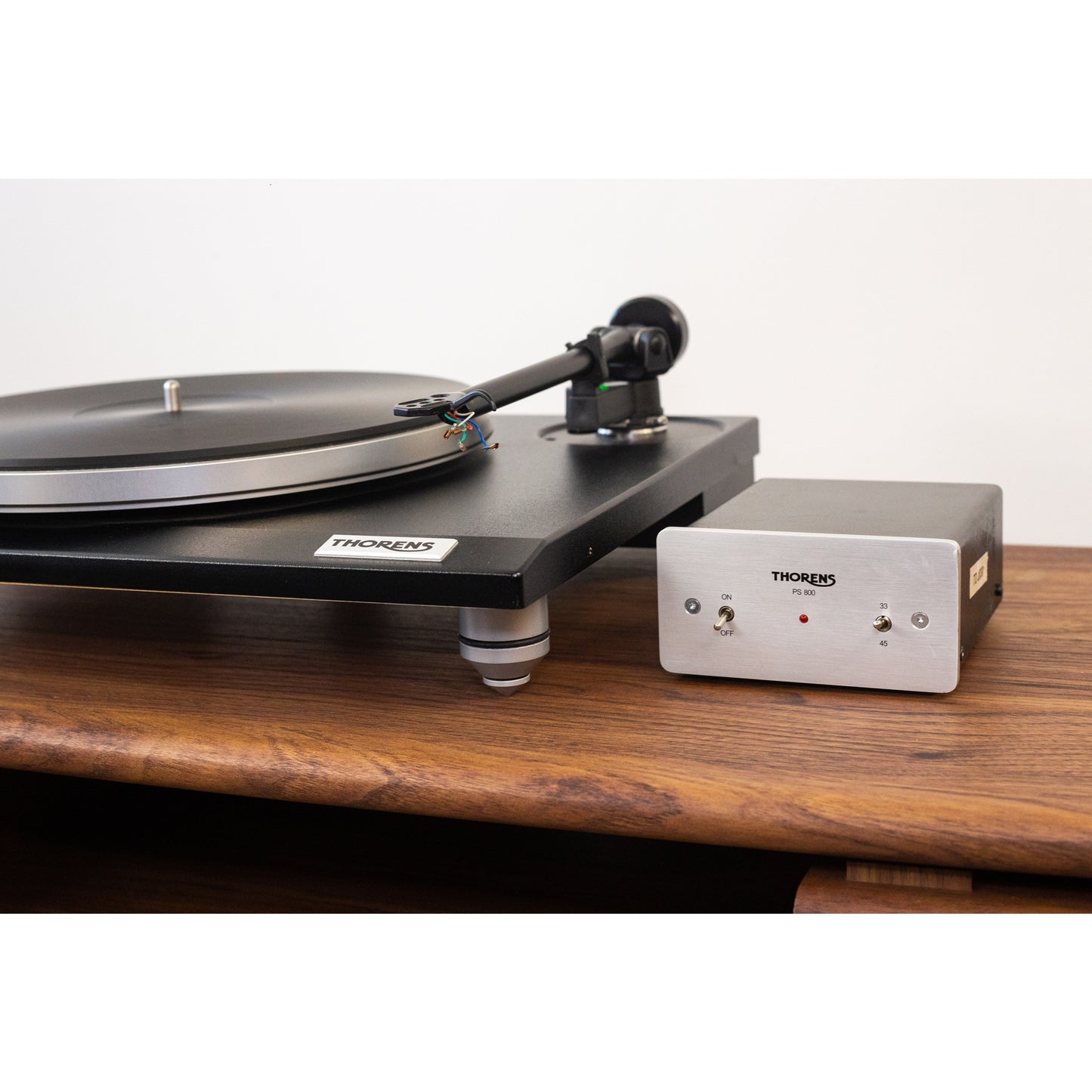 Thorens TD800 - Black (SOLD)