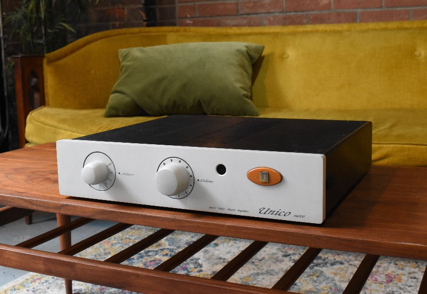 Unison Research - Unico Primo Integrated amplifier front